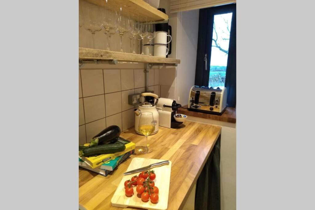 Farmhand Cottage Narberth Luaran gambar